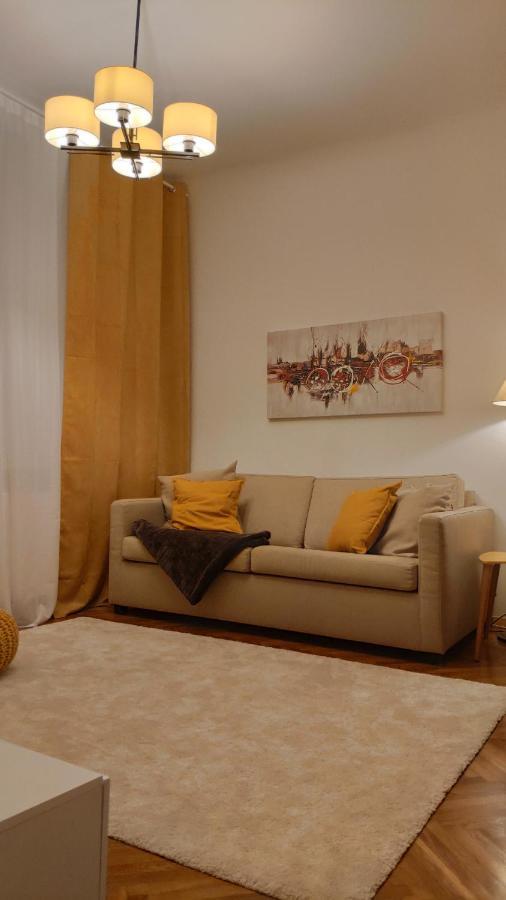 Central Zagreb Lovely Apartment エクステリア 写真