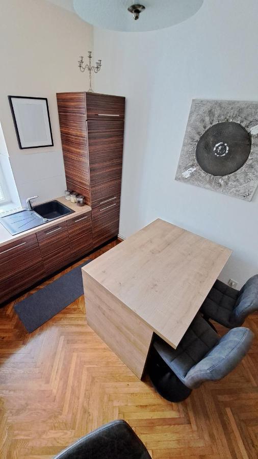 Central Zagreb Lovely Apartment エクステリア 写真